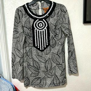 Tory Burch Embellished Black and White Tunic Top Size 2 Color is Black and White